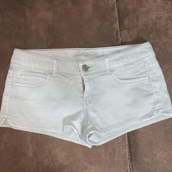 American Eagle shorts - Picture 1 of 3